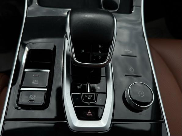 Omoda C5 I с пробегом 2023 года, цена 2 099 000 рублей, 55769 км, внедорожник, Автокод Объявления