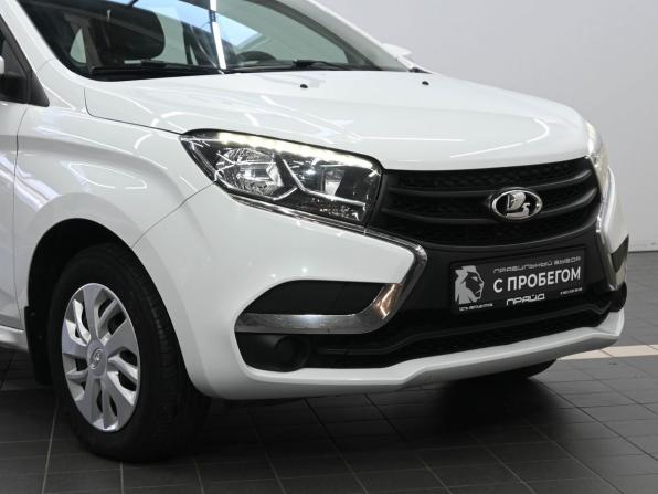 Lada (ВАЗ) XRAY I с пробегом 2017 года, цена 879 900 рублей, 103000 км, хэтчбек, Автокод Объявления