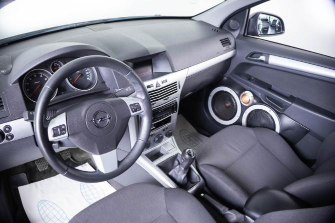 Opel Astra H Рестайлинг с пробегом 2012 года, цена 699 000 рублей, 148800 км, хэтчбек, Автокод Объявления