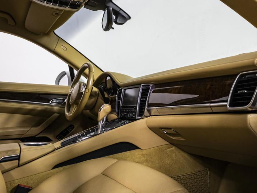 Porsche Panamera I Рестайлинг Москва  - изображение 19