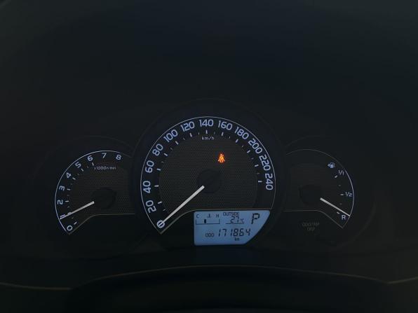Toyota Corolla XI (E160 E170 E180) с пробегом 2013 года, цена 1 370 000 рублей, 171872 км, седан, Автокод Объявления