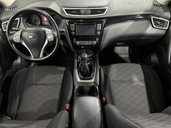 Nissan Qashqai II с пробегом 2017 года, цена 1 549 000 рублей, 141000 км, внедорожник, Автокод Объявления
