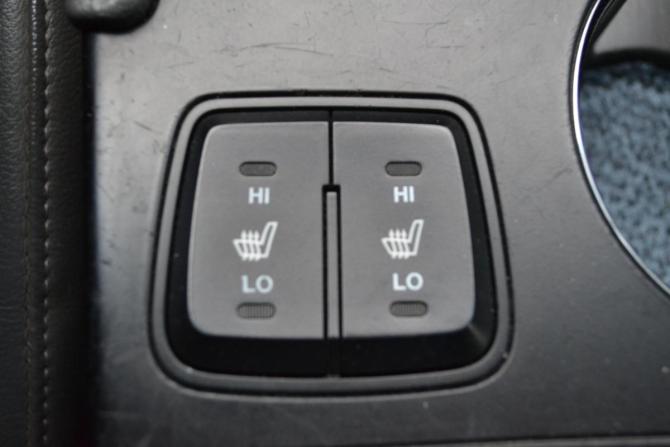 Hyundai Sonata VI (YF) с пробегом 2014 года, цена 1 080 000 рублей, 276519 км, седан, Автокод Объявления