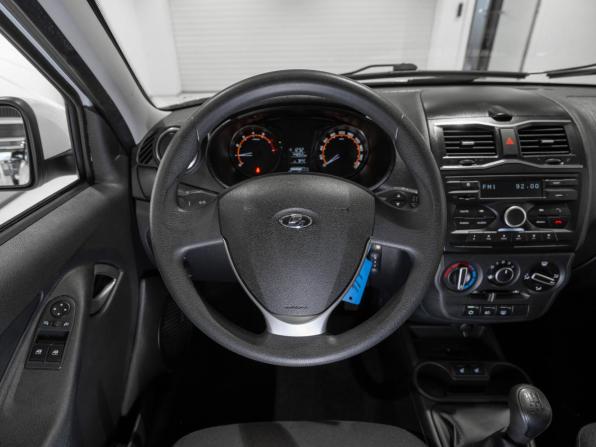 Lada (ВАЗ) Granta I Рестайлинг с пробегом 2024 года, цена 995 000 рублей, 44691 км, седан, Автокод Объявления