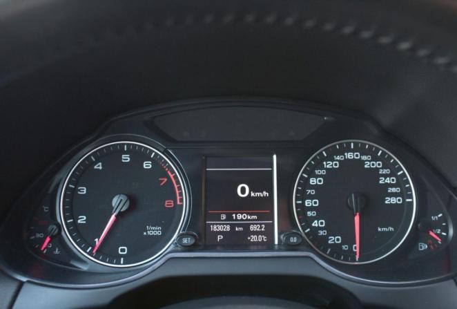 Audi Q5 I (8R) с пробегом 2009 года, цена 1 260 000 рублей, 183028 км, внедорожник, Автокод Объявления