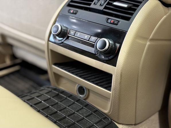 BMW 5 серии VI (F10/F11/F07) Рестайлинг с пробегом 2016 года, цена 2 499 000 рублей, 188490 км, универсал, Автокод Объявления