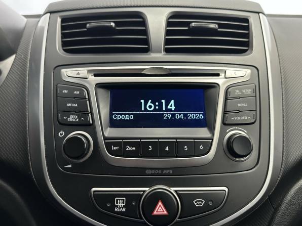 Hyundai Solaris I Рестайлинг с пробегом 2015 года, цена 945 000 рублей, 134158 км, седан, Автокод Объявления
