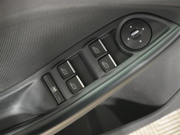 Ford Focus III с пробегом 2011 года, цена 949 000 рублей, 77628 км, седан, Автокод Объявления