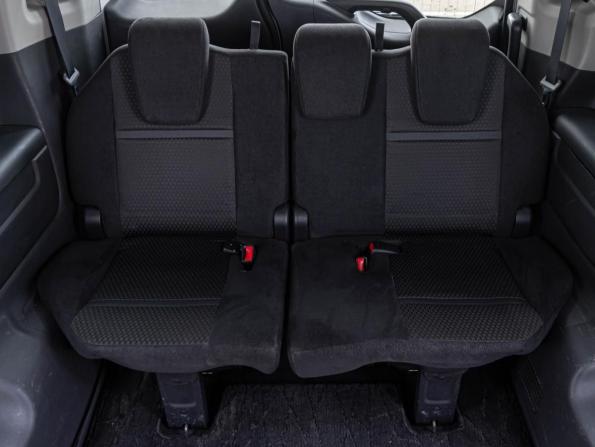 Honda Stepwgn V Рестайлинг с пробегом 2018 года, цена 2 130 000 рублей, 99897 км, минивэн, Автокод Объявления