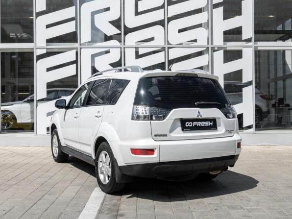 Mitsubishi Outlander II Рестайлинг с пробегом 2010 года, цена 1 070 000 рублей, 255027 км, внедорожник, Автокод Объявления