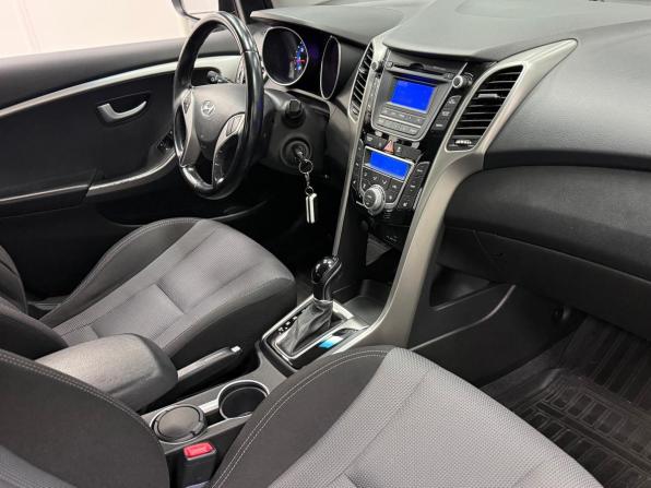 Hyundai i30 II с пробегом 2014 года, цена 1 300 000 рублей, 57267 км, хэтчбек, Автокод Объявления