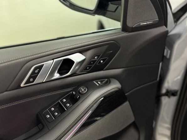 BMW X5 IV (G05/G18) Рестайлинг с пробегом 2024 года, цена 13 490 000 рублей, 2306 км, внедорожник, Автокод Объявления