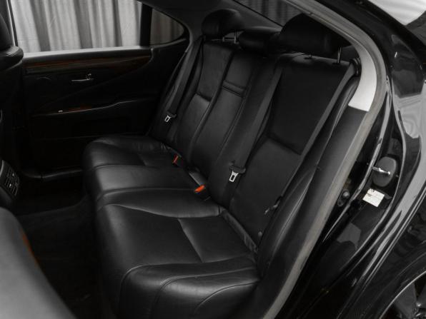 Lexus LS IV Рестайлинг с пробегом 2012 года, цена 1 810 000 рублей, 191896 км, седан, Автокод Объявления