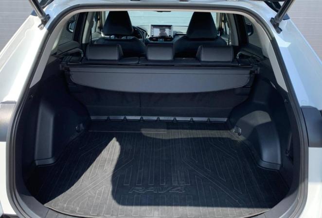 Toyota RAV4 V (XA50) с пробегом 2022 года, цена 3 870 000 рублей, 50238 км, внедорожник, Автокод Объявления