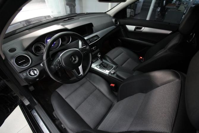 Mercedes-Benz C-Класс III (W204) Рестайлинг с пробегом 2012 года, цена 1 600 000 рублей, 226653 км, седан, Автокод Объявления