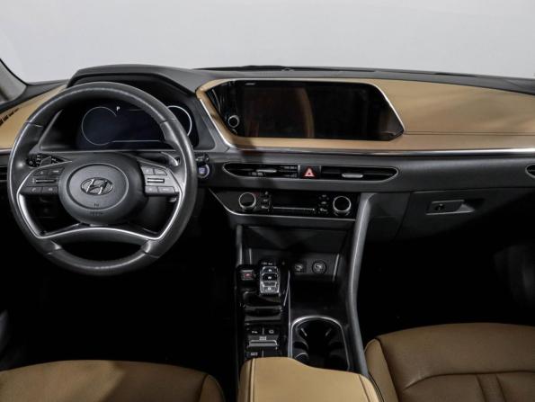 Hyundai Sonata VIII (DN8) с пробегом 2021 года, цена 2 750 000 рублей, 66657 км, седан, Автокод Объявления