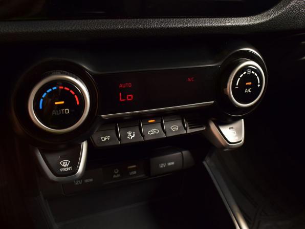 Kia Rio IV с пробегом 2020 года, цена 1 664 995 рублей, 90654 км, хэтчбек, Автокод Объявления