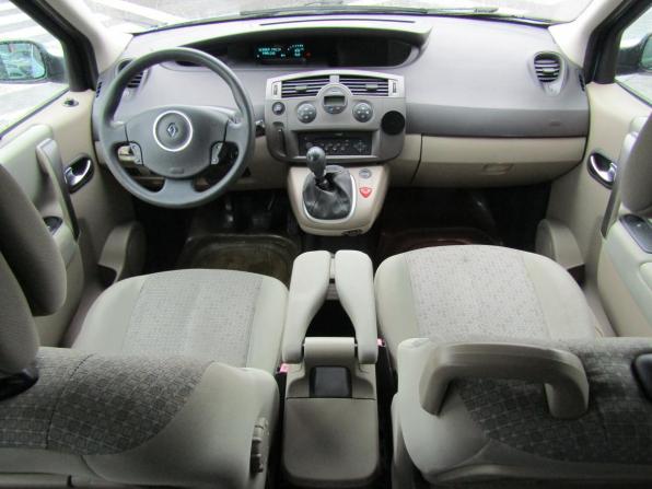 Renault Scenic II Рестайлинг с пробегом 2007 года, цена 495 000 рублей, 175690 км, минивэн, Автокод Объявления