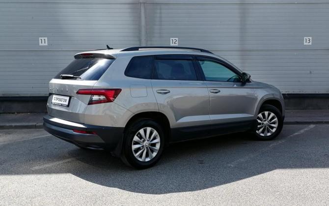 Skoda Karoq I с пробегом 2021 года, цена 2 479 000 рублей, 57331 км, внедорожник, Автокод Объявления