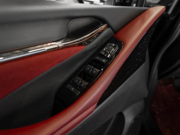 GAC Trumpchi M8 II с пробегом 2023 года, цена 4 300 000 рублей, 45006 км, минивэн, Автокод Объявления