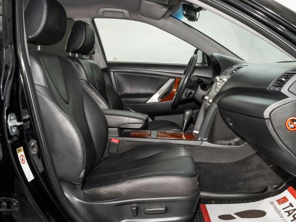 Toyota Camry VI (XV40) Рестайлинг с пробегом 2011 года, цена 1 470 000 рублей, 196000 км, седан, Автокод Объявления