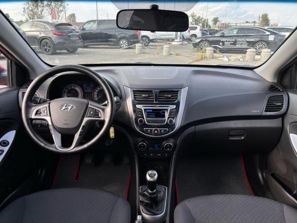 Hyundai Solaris I Рестайлинг с пробегом 2015 года, цена 945 000 рублей, 164631 км, седан, Автокод Объявления
