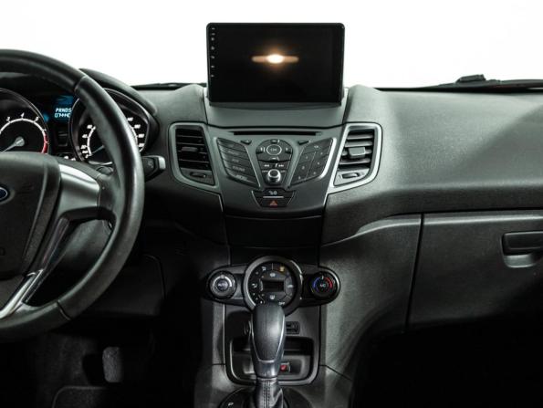 Ford Fiesta Mk6 Рестайлинг с пробегом 2016 года, цена 1 099 700 рублей, 73500 км, хэтчбек, Автокод Объявления