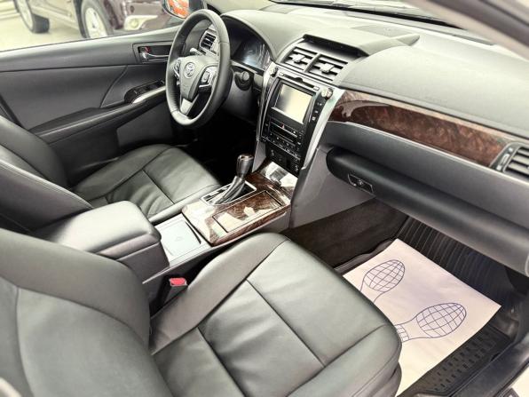 Toyota Camry VII (XV50) Рестайлинг с пробегом 2016 года, цена 1 895 000 рублей, 135183 км, седан, Автокод Объявления