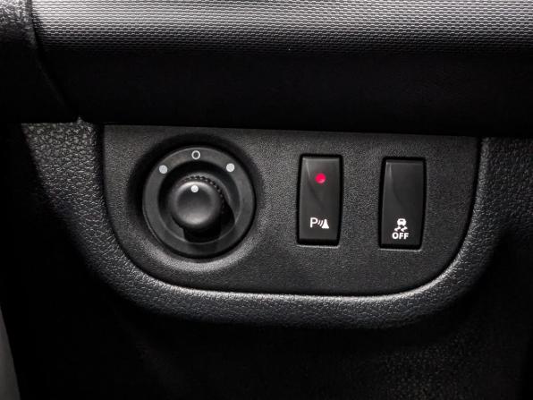 Renault Sandero II Рестайлинг с пробегом 2021 года, цена 1 250 000 рублей, 118222 км, хэтчбек, Автокод Объявления