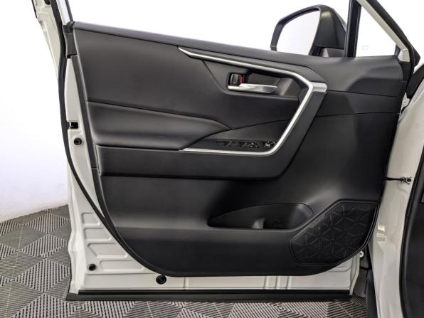 Toyota RAV4 V (XA50) с пробегом 2022 года, цена 4 000 000 рублей, 1361 км, внедорожник, Автокод Объявления