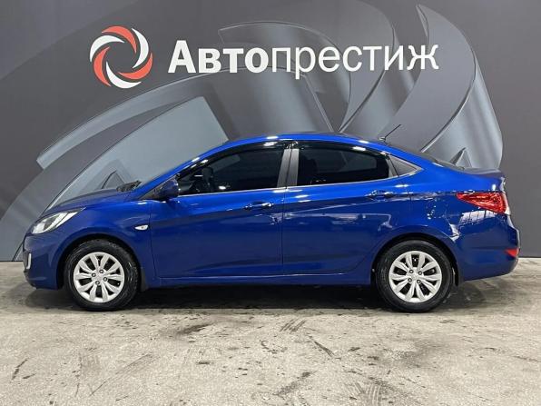 Hyundai Solaris I с пробегом 2012 года, цена 800 000 рублей, 131682 км, седан, Автокод Объявления