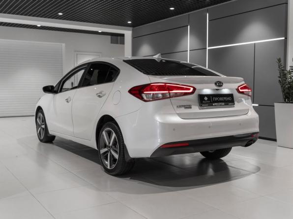 Kia Cerato III Рестайлинг (Classic) с пробегом 2018 года, цена 1 230 000 рублей, 210567 км, седан, Автокод Объявления