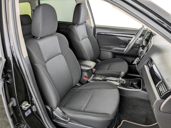 Mitsubishi Outlander III Рестайлинг 3 с пробегом 2018 года, цена 1 950 000 рублей, 99853 км, внедорожник, Автокод Объявления