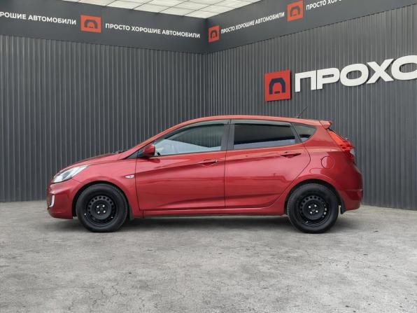 Hyundai Solaris I с пробегом 2012 года, цена 747 000 рублей, 176371 км, хэтчбек, Автокод Объявления