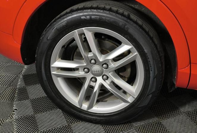 Audi Q3 I (8U) Рестайлинг с пробегом 2015 года, цена 1 630 000 рублей, 265441 км, внедорожник, Автокод Объявления