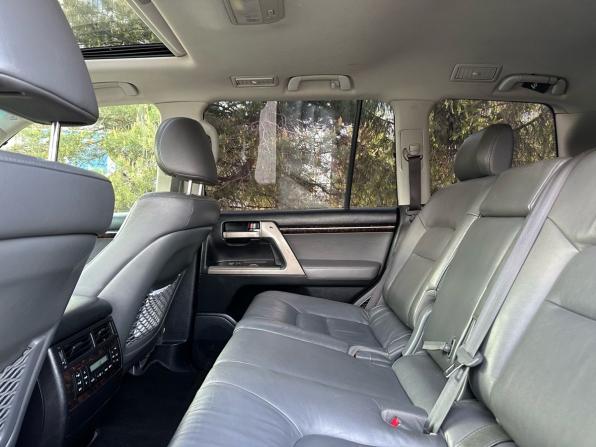 Toyota Land Cruiser 200 Series с пробегом 2008 года, цена 2 950 000 рублей, 272300 км, внедорожник, Автокод Объявления