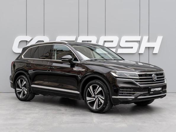 Volkswagen Touareg III с пробегом 2019 года, цена 3 380 000 рублей, 249776 км, внедорожник, Автокод Объявления
