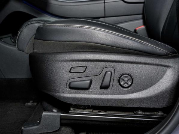 Hyundai Santa Fe IV Рестайлинг с пробегом 2022 года, цена 3 998 000 рублей, 91948 км, внедорожник, Автокод Объявления