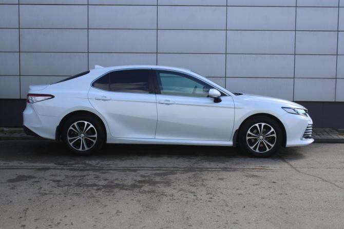Toyota Camry VIII (XV70) Рестайлинг с пробегом 2021 года, цена 2 945 000 рублей, 119063 км, седан, Автокод Объявления