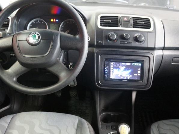 Skoda Fabia II с пробегом 2009 года, цена 390 000 рублей, 139721 км, хэтчбек, Автокод Объявления