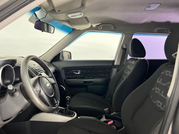Kia Soul I Рестайлинг с пробегом 2012 года, цена 799 000 рублей, 205000 км, хэтчбек, Автокод Объявления