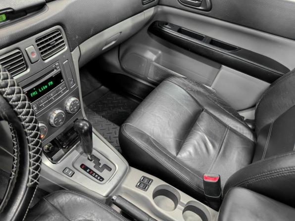 Subaru Forester II Рестайлинг с пробегом 2005 года, цена 900 000 рублей, 250000 км, внедорожник, Автокод Объявления