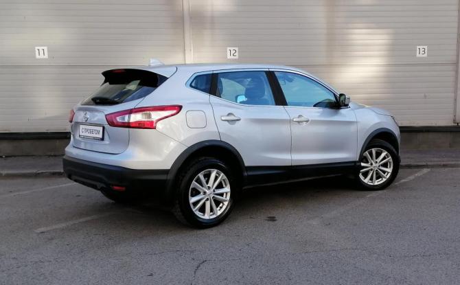 Nissan Qashqai II с пробегом 2017 года, цена 1 629 000 рублей, 111118 км, внедорожник, Автокод Объявления