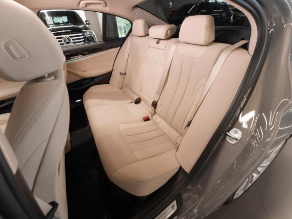 BMW 5 серии VII (G30/G31/G38) Рестайлинг с пробегом 2021 года, цена 3 870 000 рублей, 81028 км, седан, Автокод Объявления