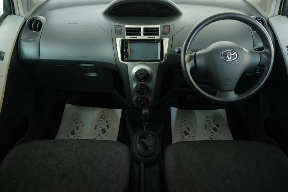 Toyota Vitz II (XP90) Омск  - изображение 14