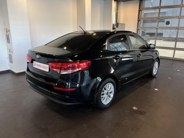 Kia Rio III Рестайлинг с пробегом 2016 года, цена 953 000 рублей, 195702 км, седан, Автокод Объявления