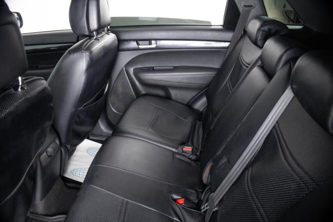 Kia Sorento II Рестайлинг с пробегом 2018 года, цена 2 099 000 рублей, 178000 км, внедорожник, Автокод Объявления