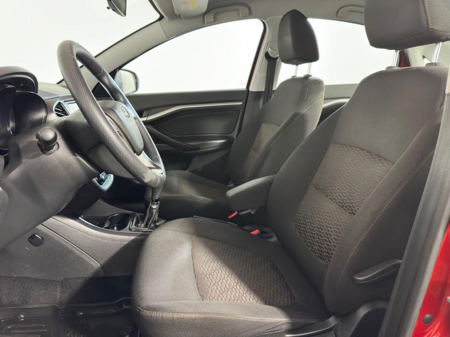 Lada (ВАЗ) Vesta I Великий Новгород  - изображение 8