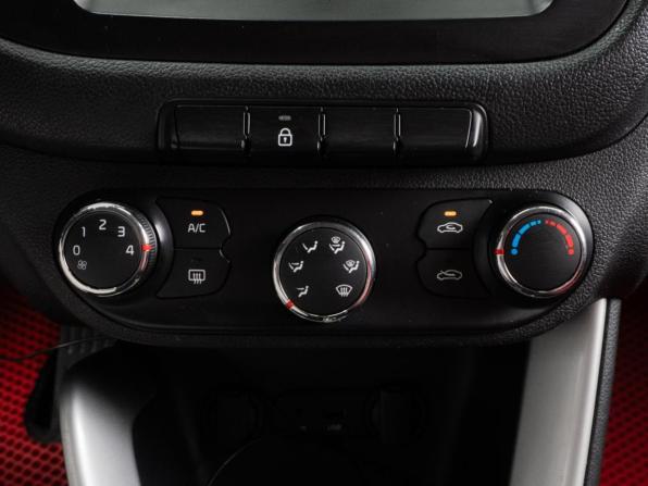 Kia Ceed II с пробегом 2013 года, цена 850 000 рублей, 286657 км, хэтчбек, Автокод Объявления