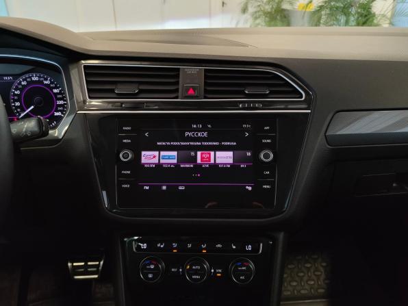 Volkswagen Tiguan II с пробегом 2018 года, цена 1 973 000 рублей, 166000 км, внедорожник, Автокод Объявления